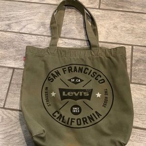 Levi’s tote bag.